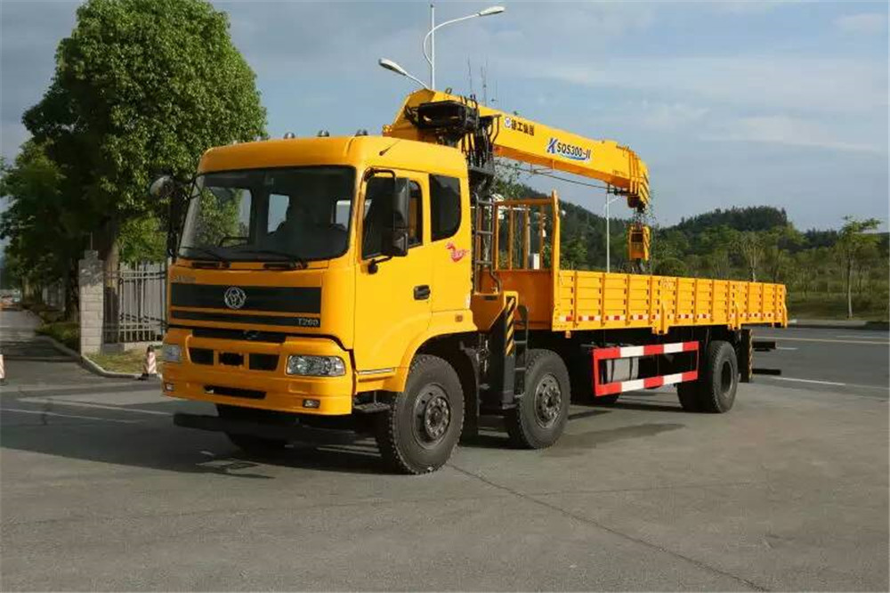 三环昊龙小三轴10吨-12吨随车吊 高效多能的物流装卸利器